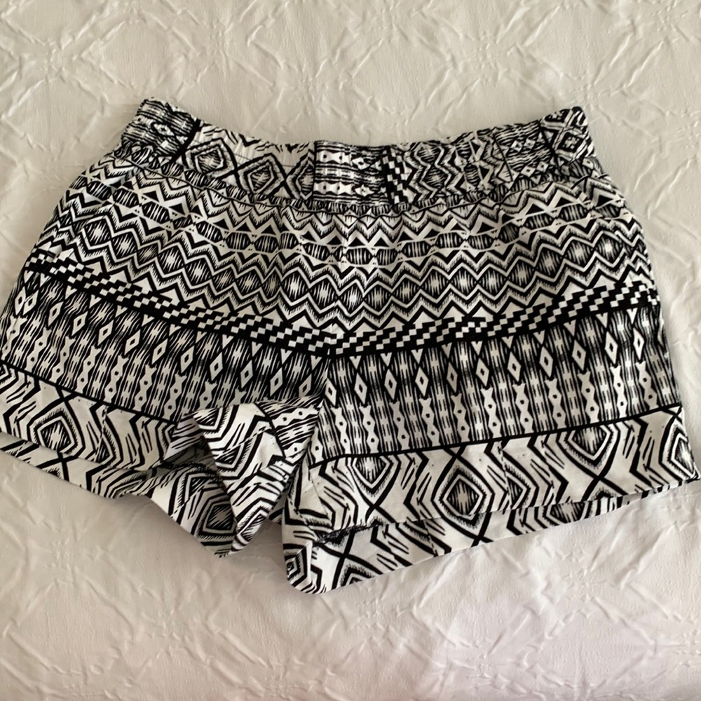 J Crew elastic shorts with pockets
